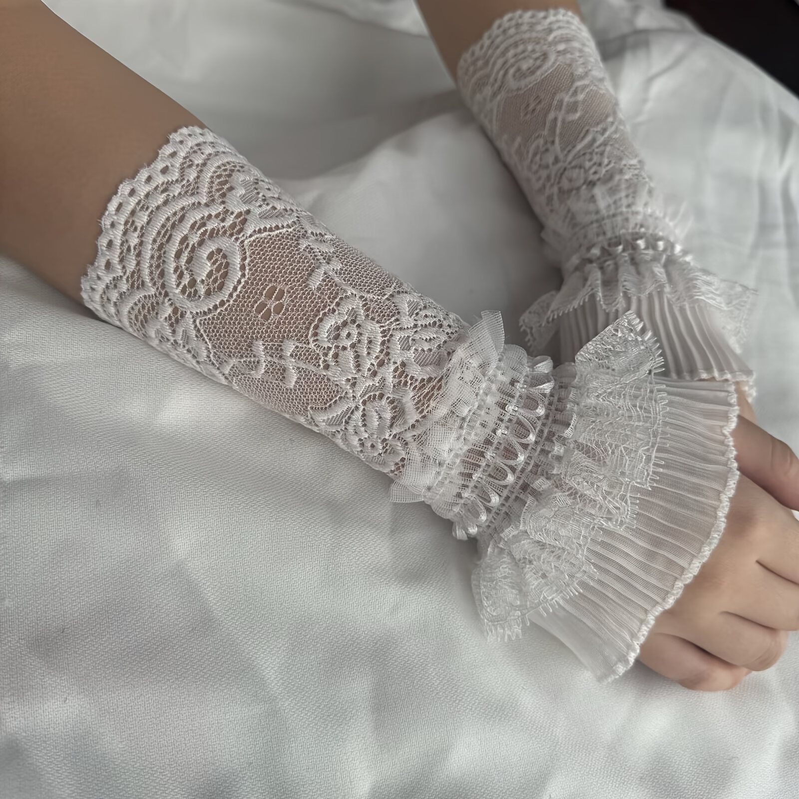 Lace Hollow Wrist Covers Trump - Men Accessories Hand avaliação e preço