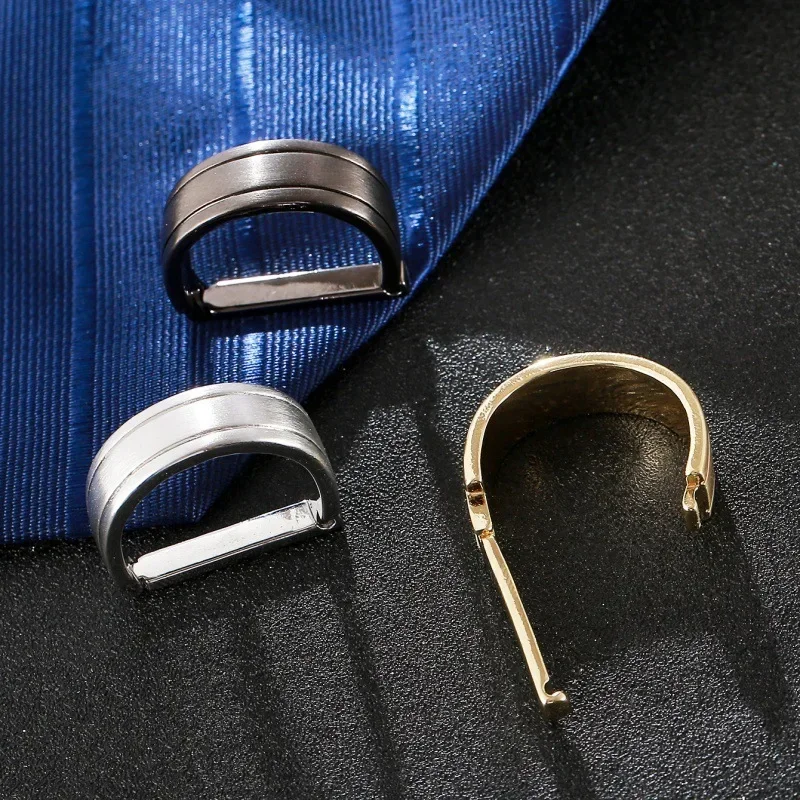 Bronze Plated Matte Finish D-C - Men'S Accessories And Jewelry avaliação e preço